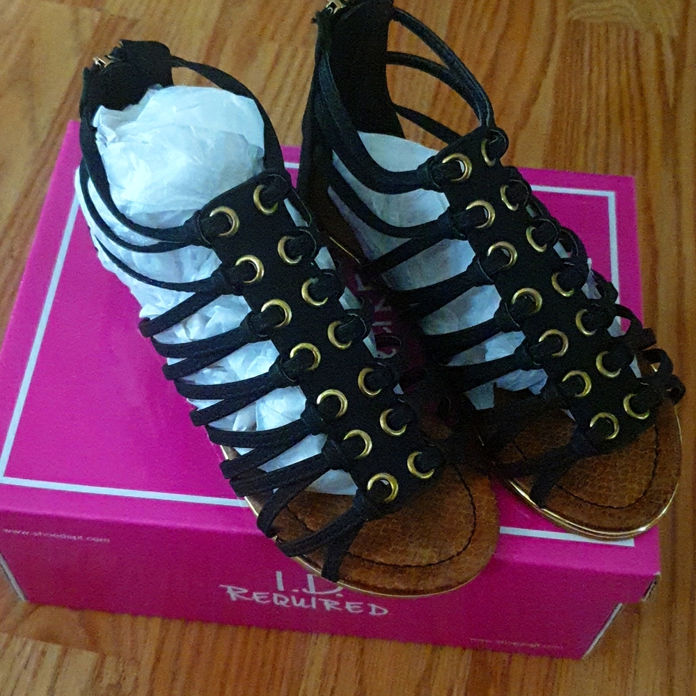 Sandals for girl black color size 12